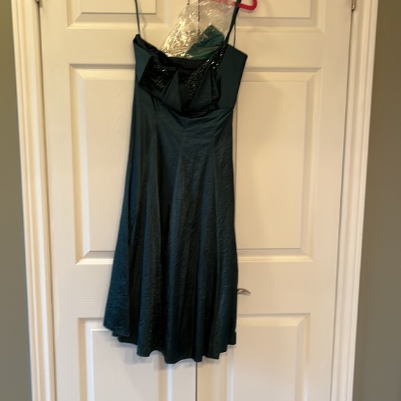Simon Chang emerald dress Fit and Flair - Picture 2 of 5